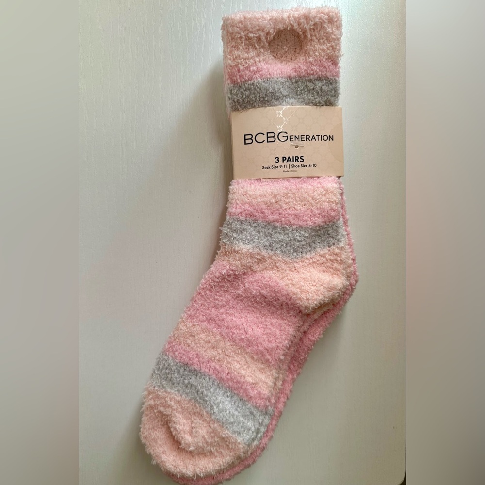 NEW BCBGeneration Cozy Pink and Gray 3 Pack Sock Set